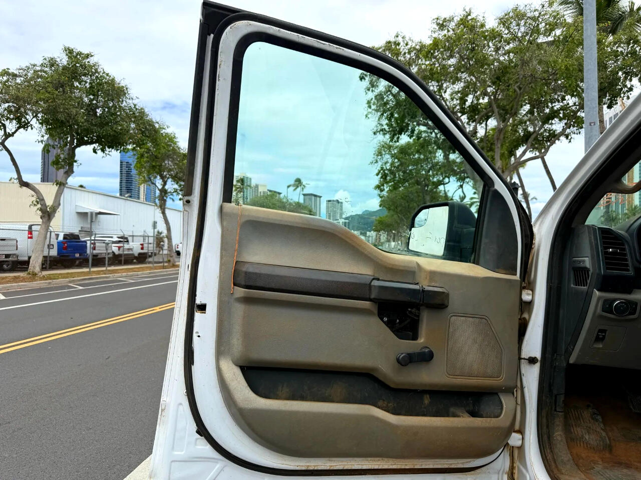 2016 Ford F-150 XLT photo 10