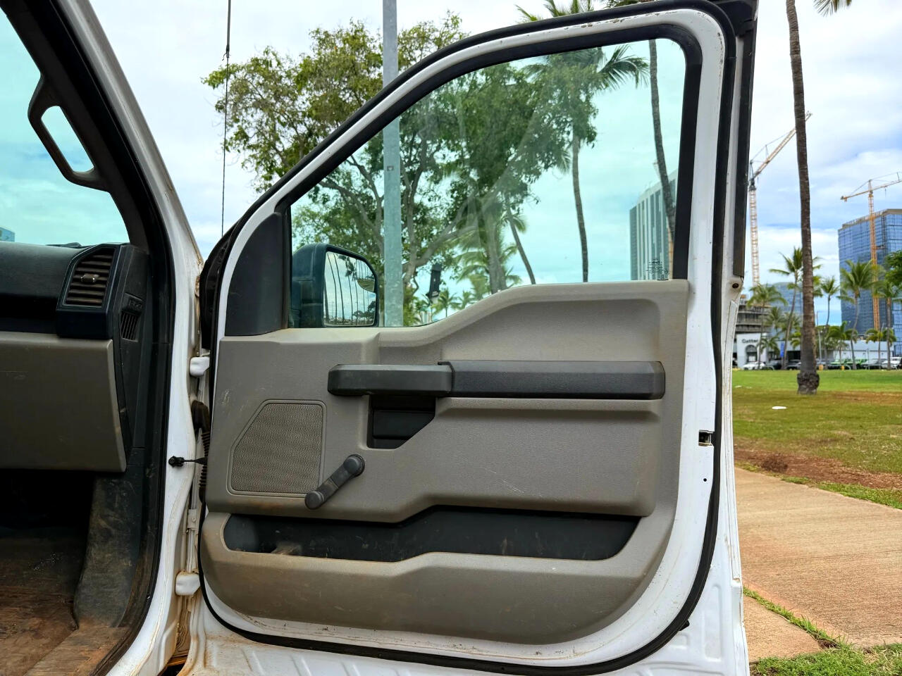 2016 Ford F-150 XLT photo 11