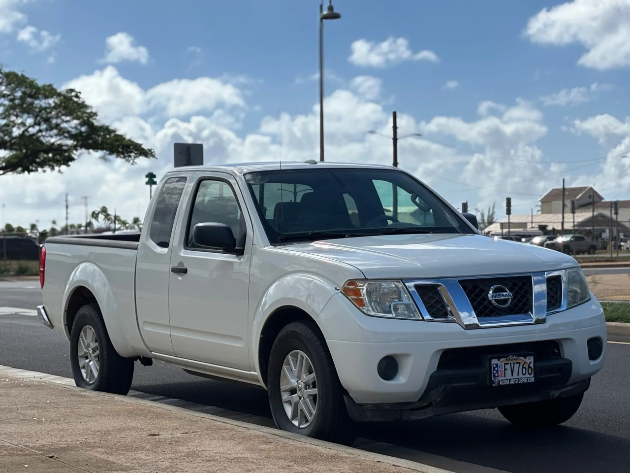 Nissan Frontier 2WD King Cab I4 Auto SV 2014