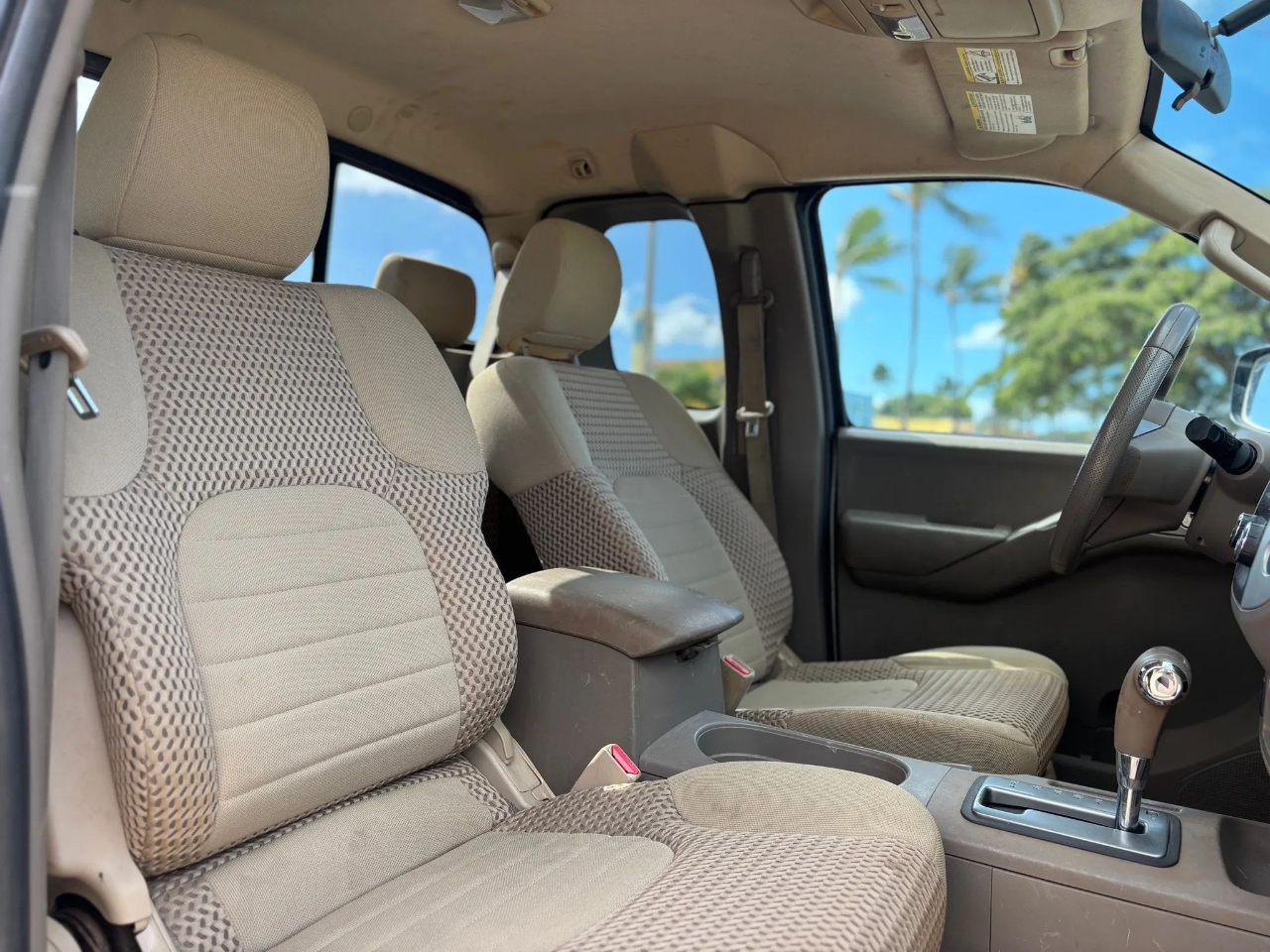 Nissan Frontier 2WD King Cab I4 Auto SV 2014