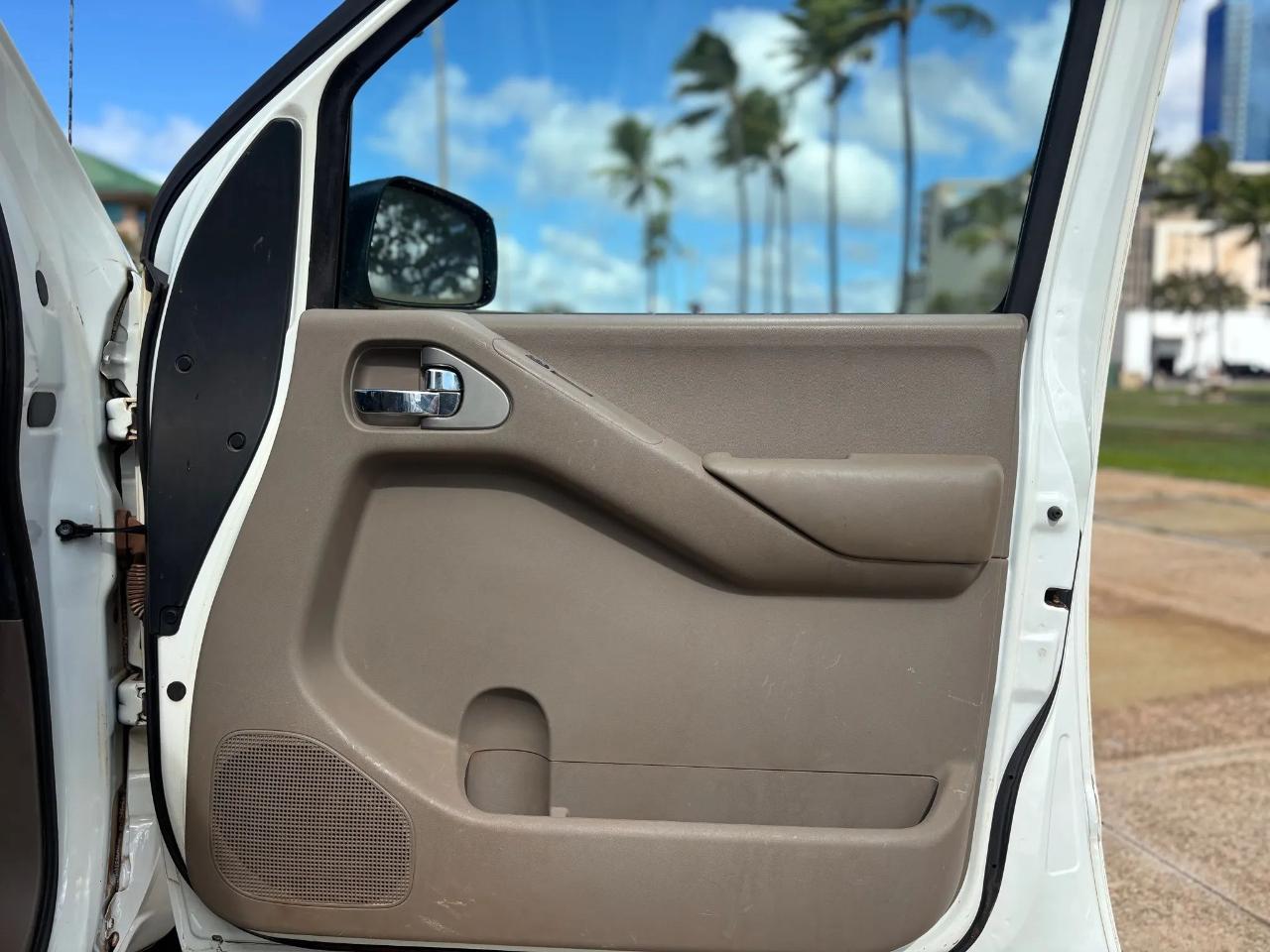 Nissan Frontier 2WD King Cab I4 Auto SV 2014