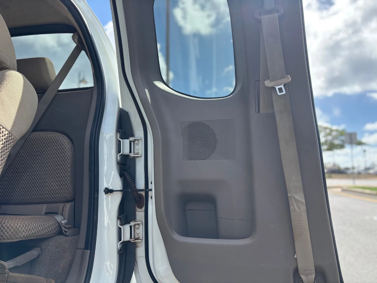 Nissan Frontier 2WD King Cab I4 Auto SV 2014