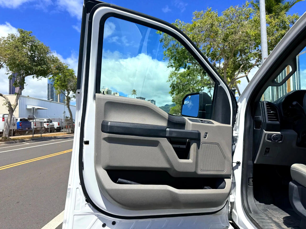 2019 Ford F-150 XL photo 10
