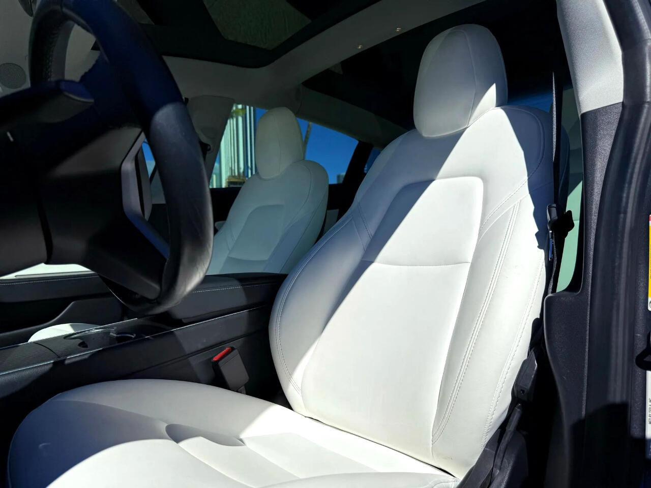 2019 Tesla Model 3 Long Range photo 8