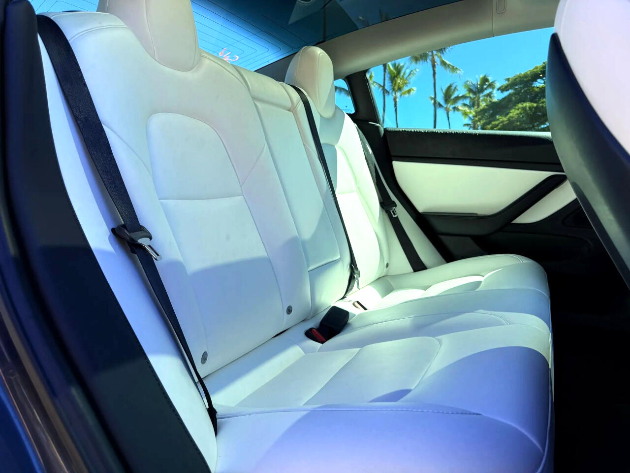 2019 Tesla Model 3 Long Range photo 12