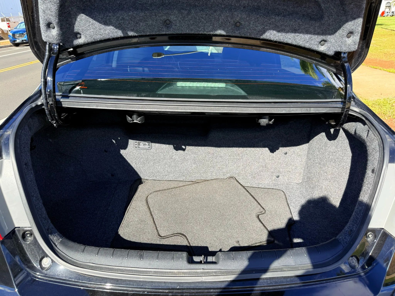 2014 Honda Accord Hybrid EX-L photo 15