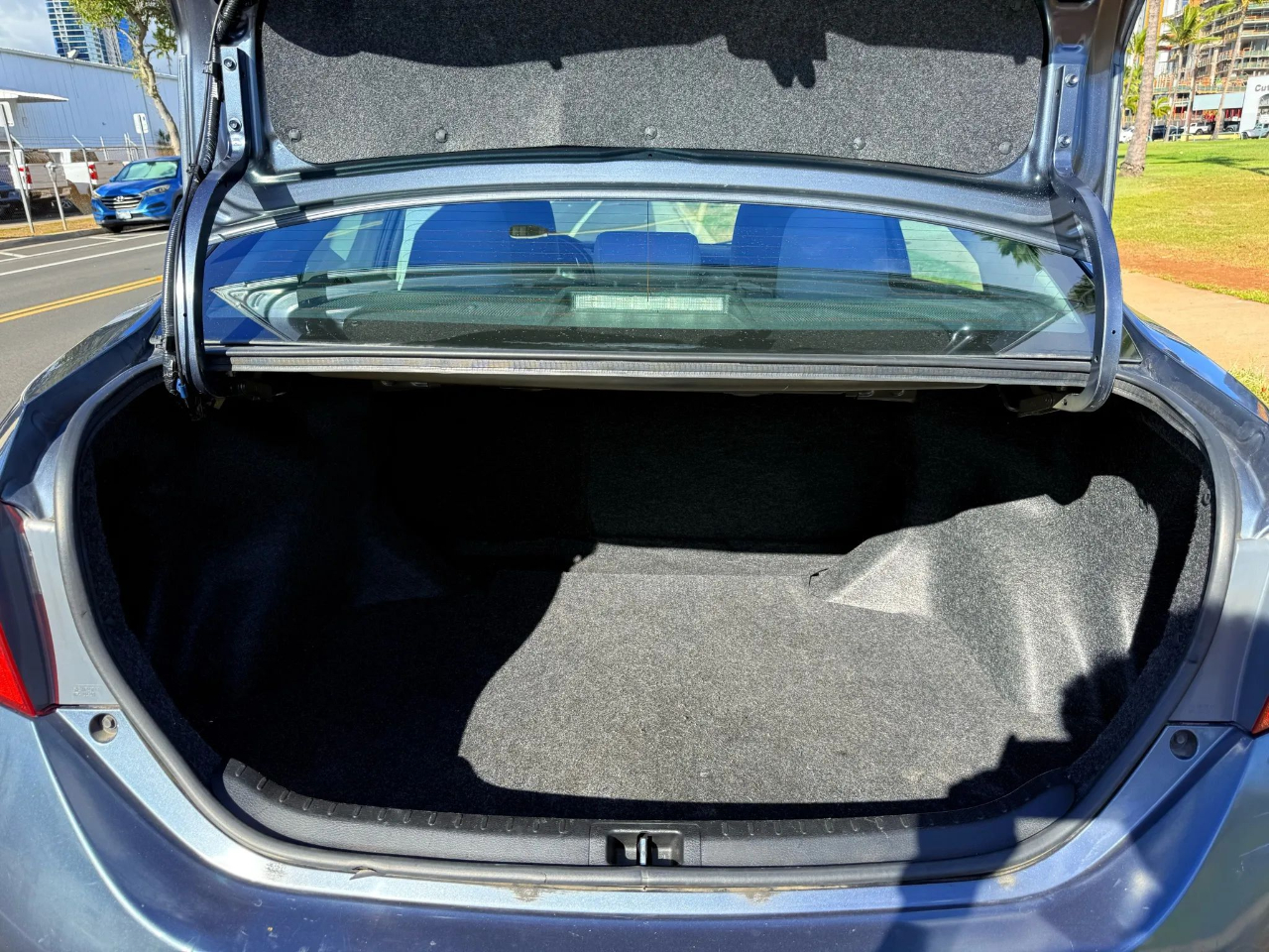 2018 Toyota Corolla XLE XSE photo 17