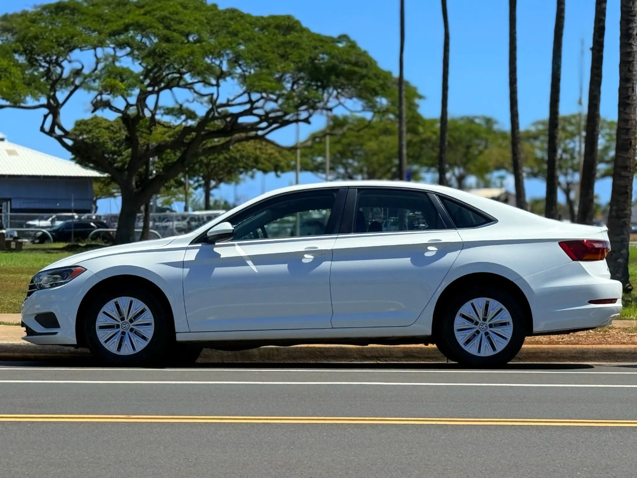2019 Volkswagen Jetta 1.4T S photo 2