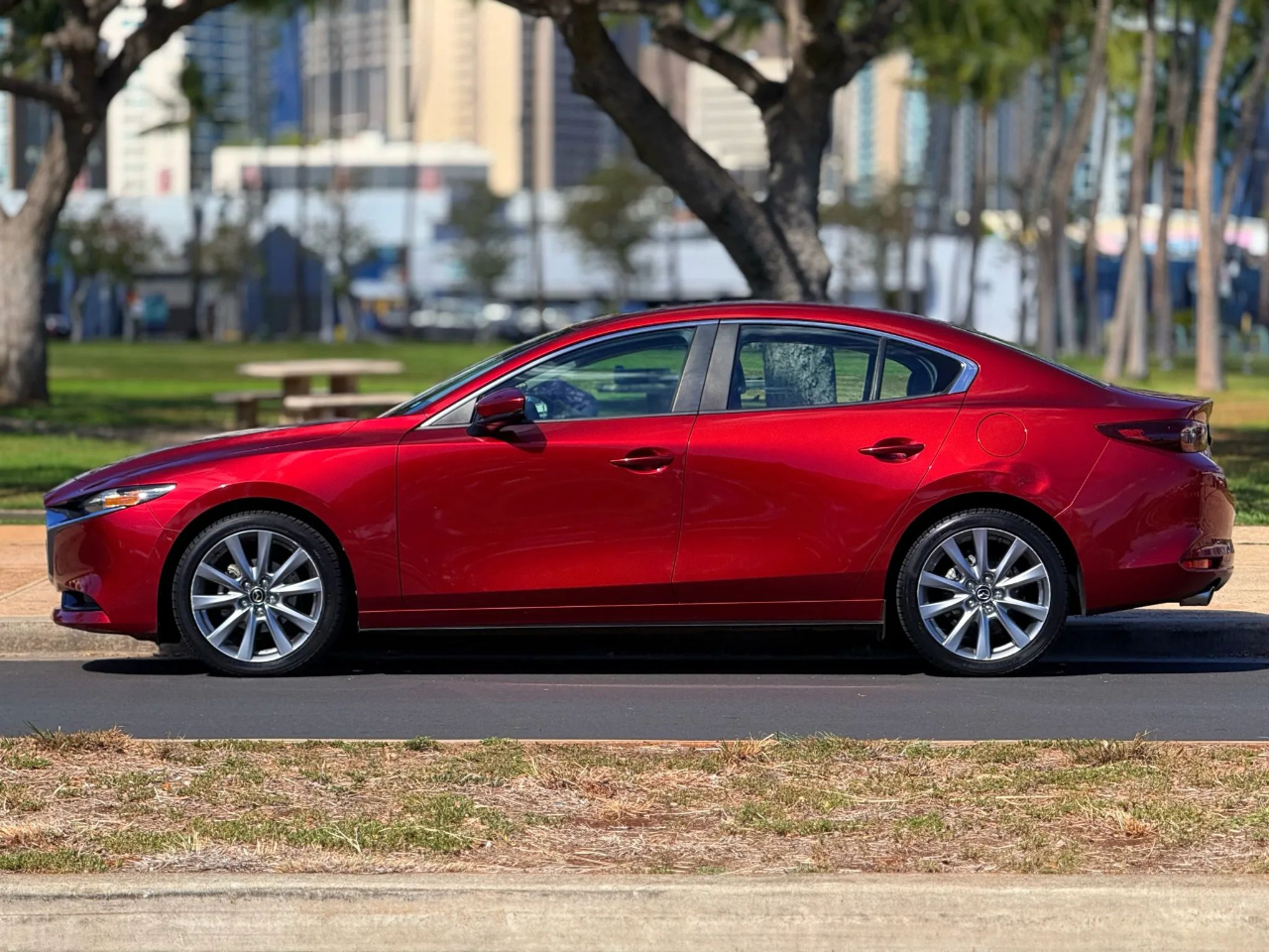 2021 Mazda Mazda3 Sedan Preferred photo 2