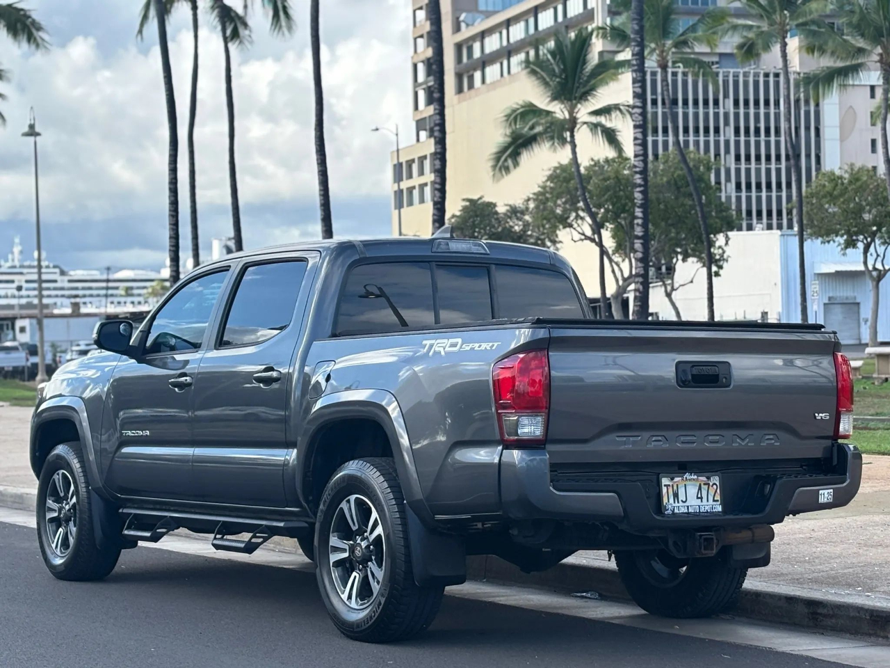 2016 Toyota Tacoma Double Cab V6 TRD photo 3