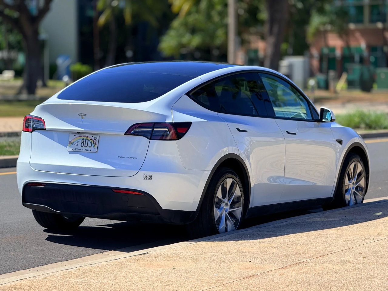 Tesla Model Y Long Range AWD 2023