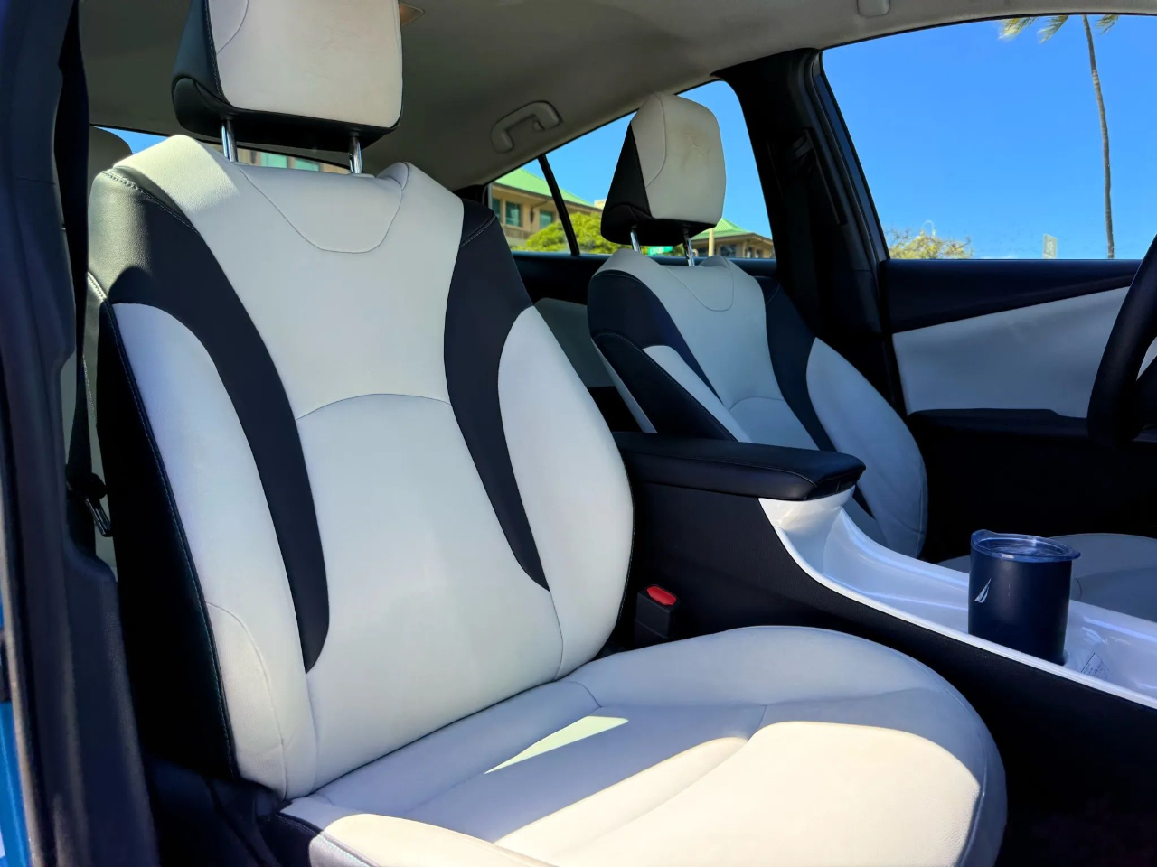 Toyota Prius Prime Premium (Natl) 2017