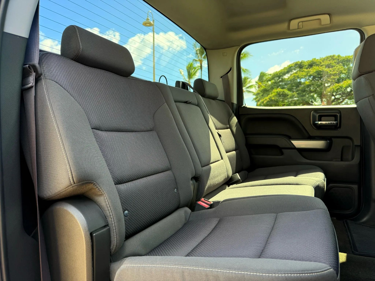 Chevrolet Silverado 1500 4WD Crew Cab 143.5" LT w/2LT 2017