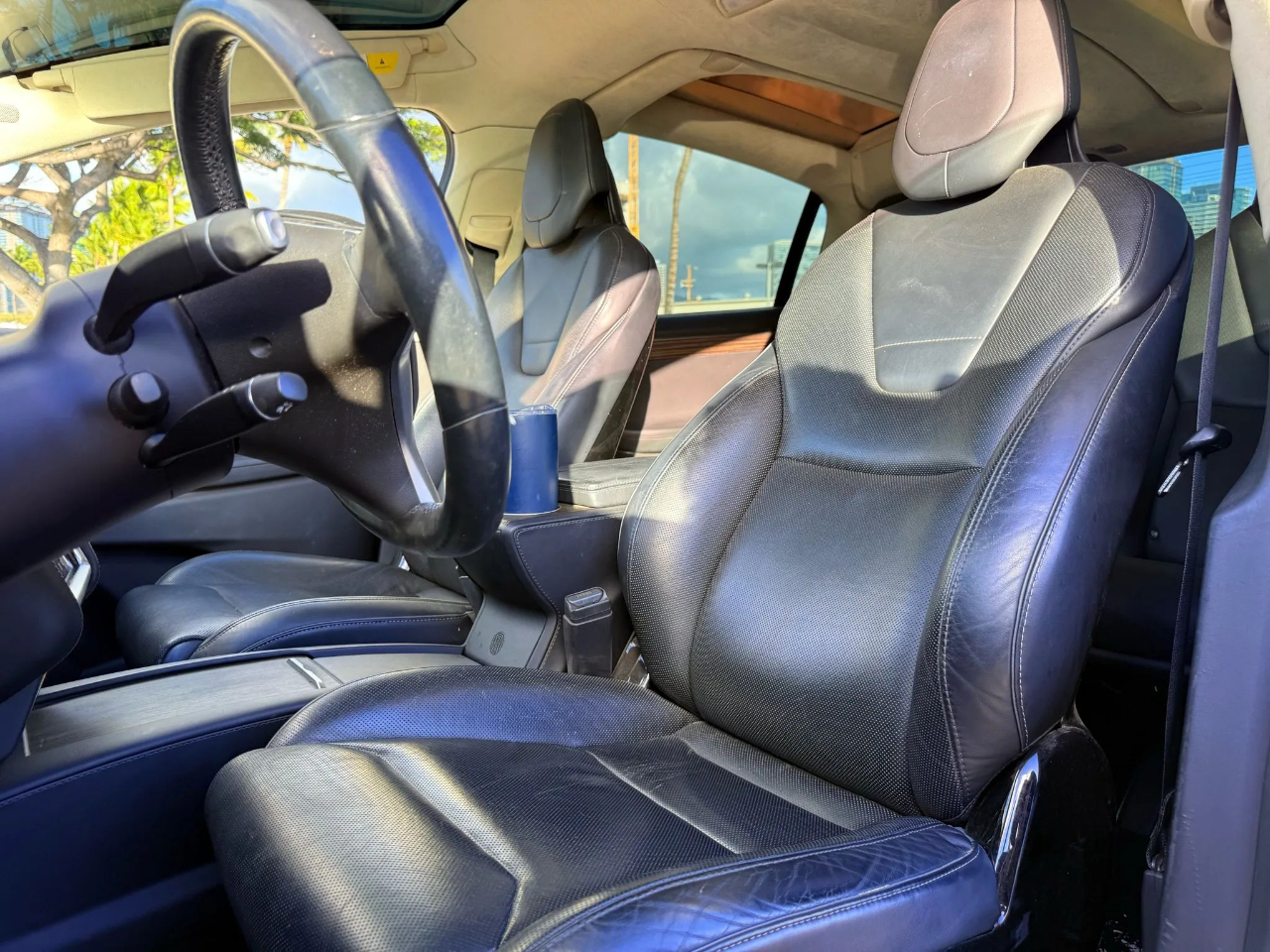 Tesla Model X AWD 4dr 90D 2016