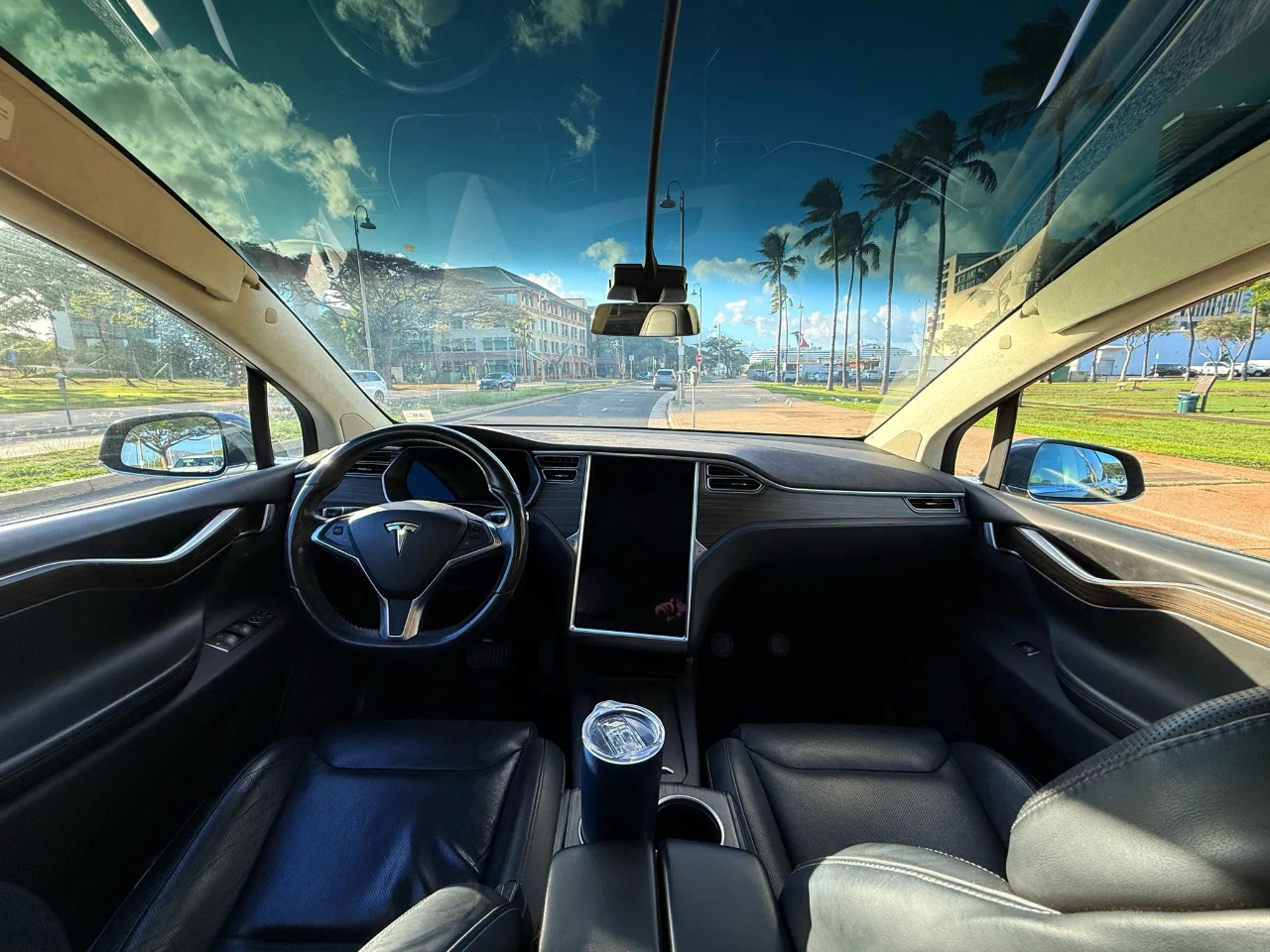 Tesla Model X AWD 4dr 90D 2016