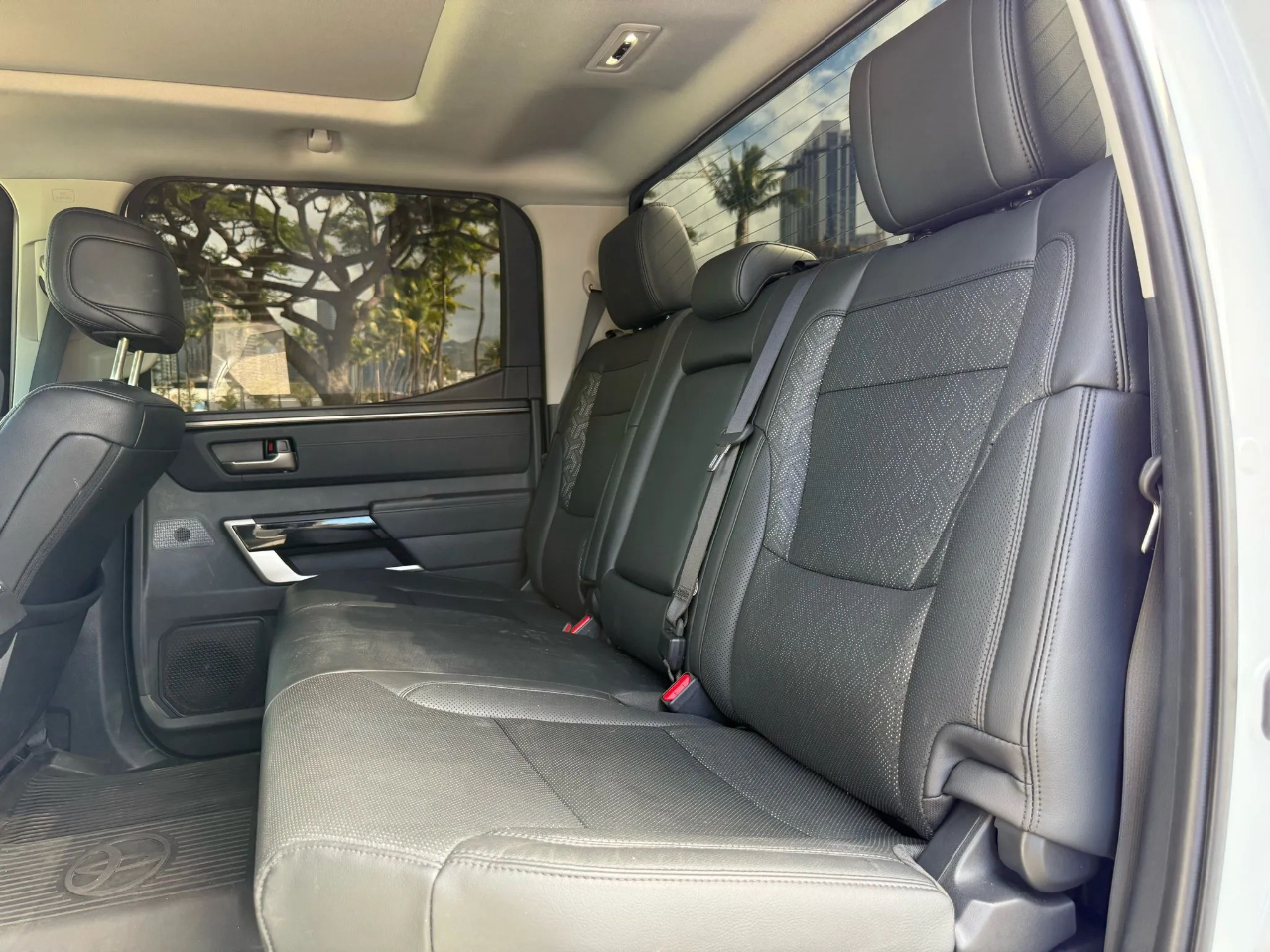 Toyota Tundra 4WD Limited Hybrid CrewMax 5.5' Bed (Natl) 2024