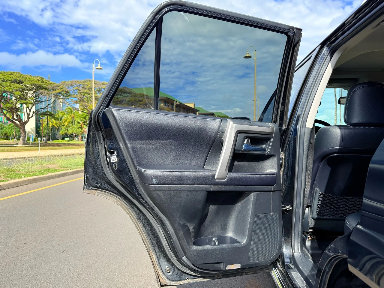 Toyota 4Runner Limited 2WD (Natl) 2018