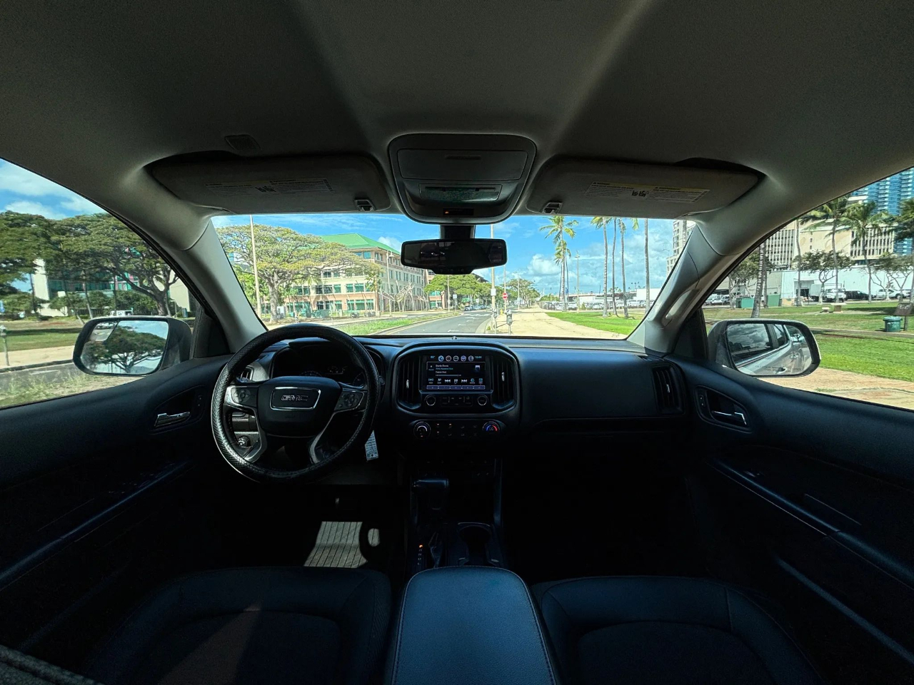 GMC Canyon 4WD Crew Cab 140.5" All Terrain w/Cloth 2018