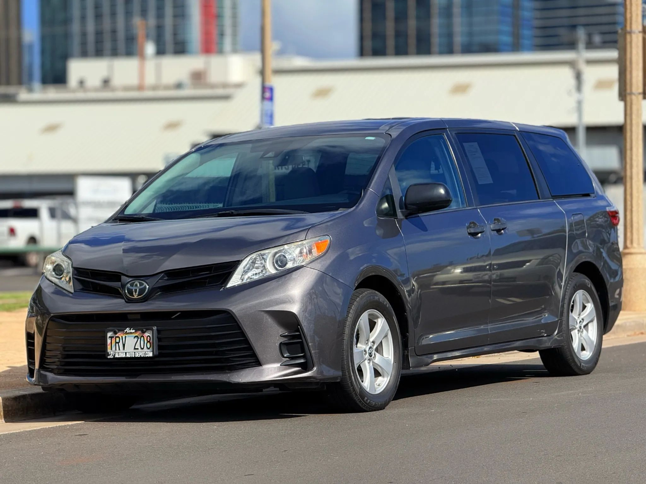 Toyota Sienna L FWD 7-Passenger (Natl) 2019