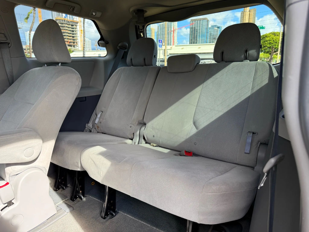 Toyota Sienna L FWD 7-Passenger (Natl) 2019