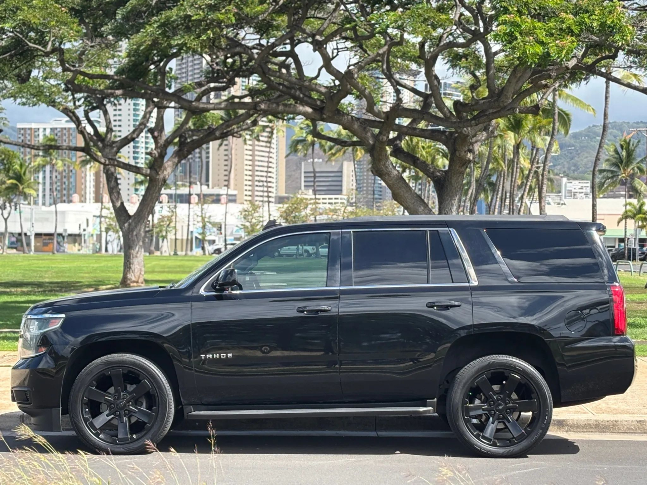 Chevrolet Tahoe 2WD 4dr LS 2018