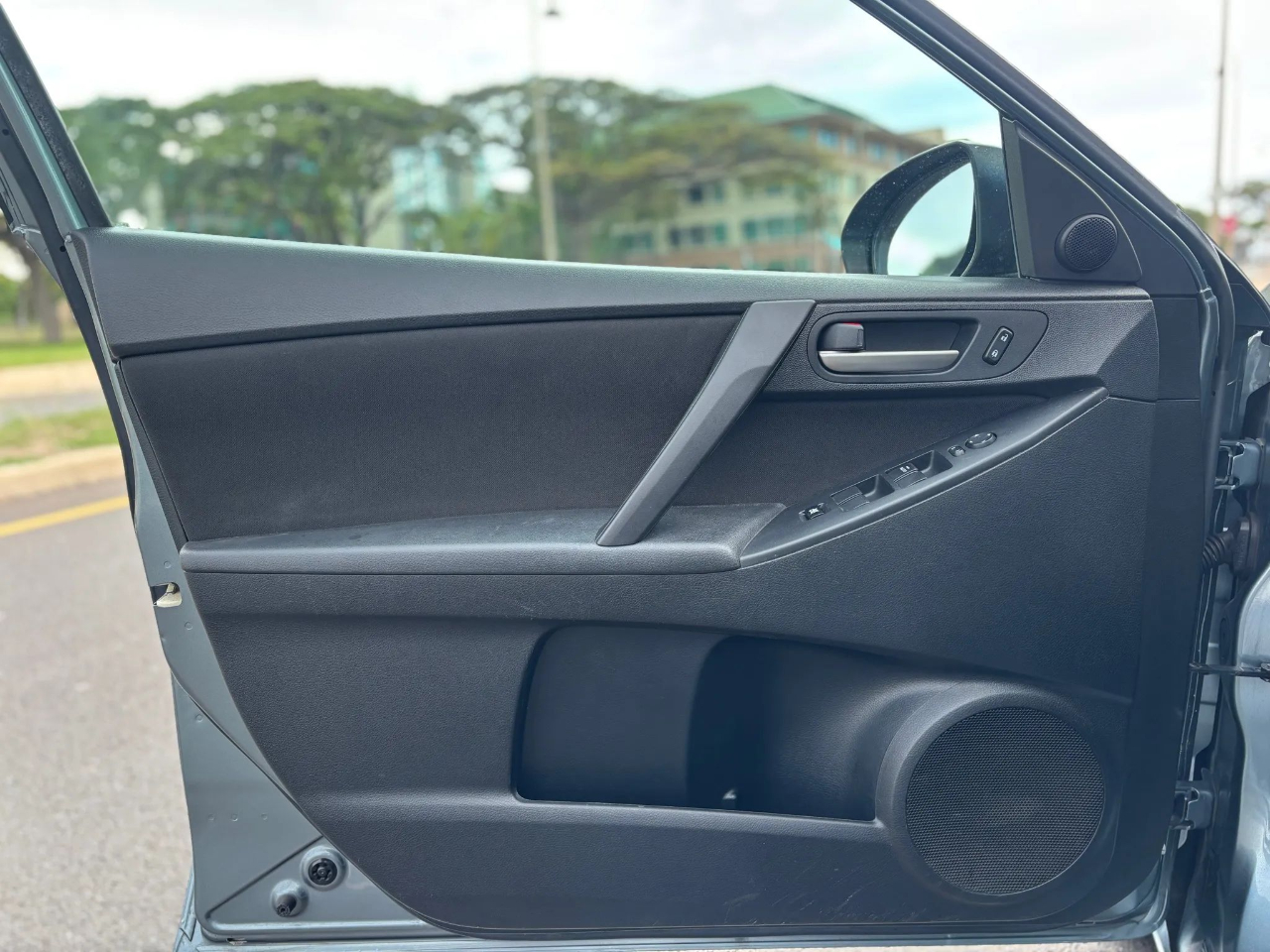 Mazda MAZDA3 5dr HB Auto i Touring 2012