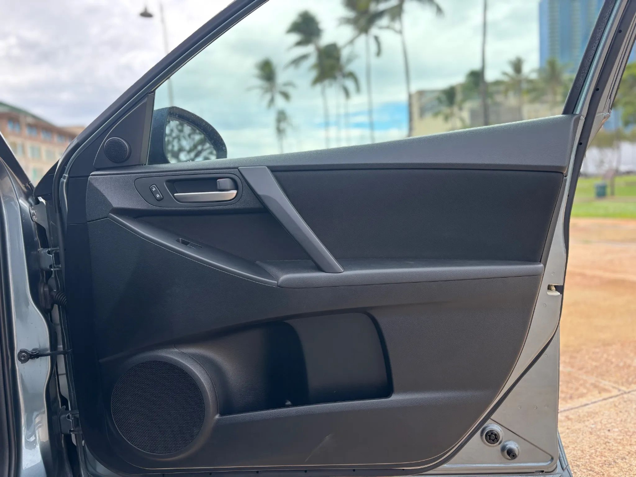 Mazda MAZDA3 5dr HB Auto i Touring 2012