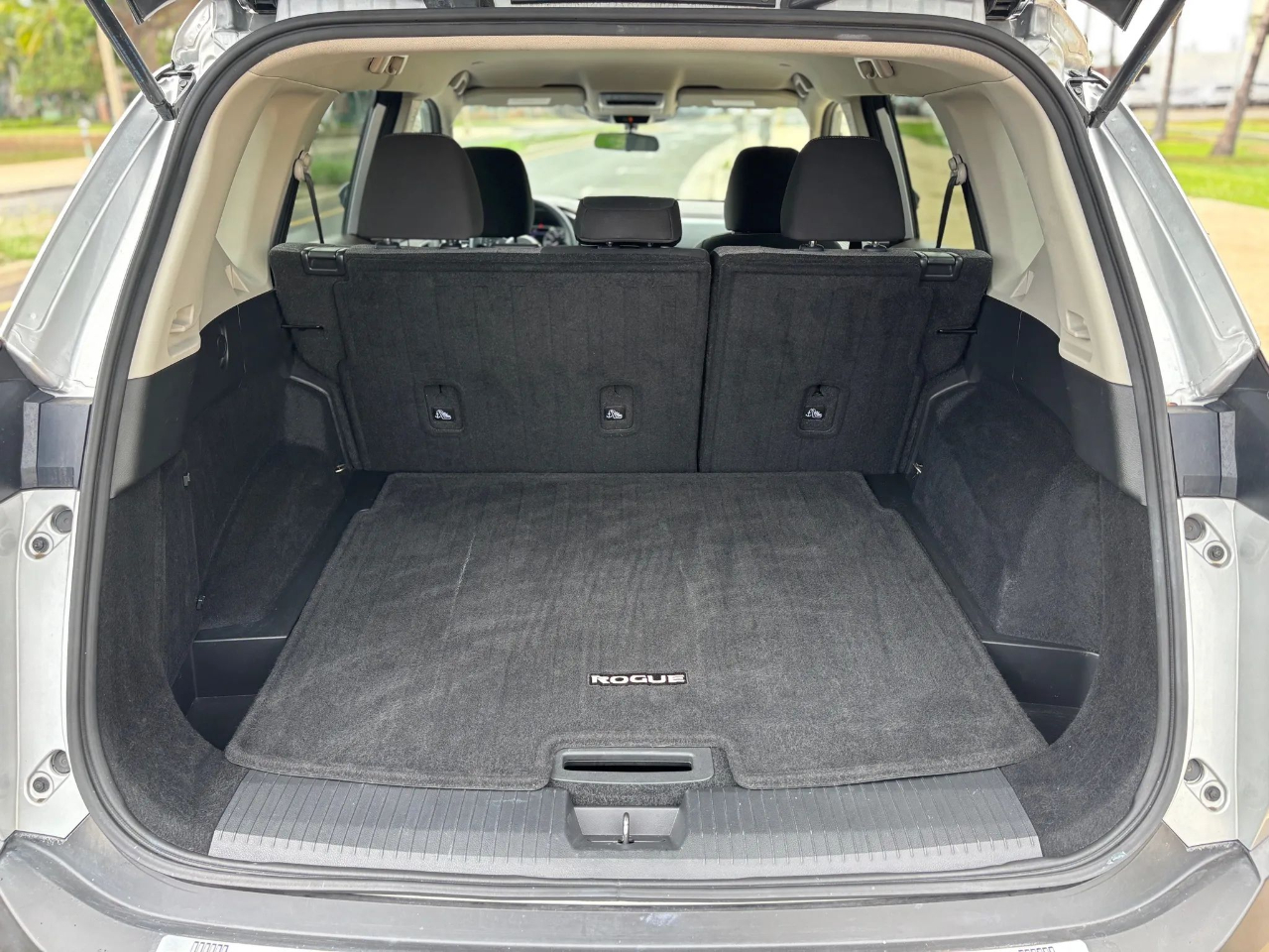 Nissan Rogue FWD SV 2022