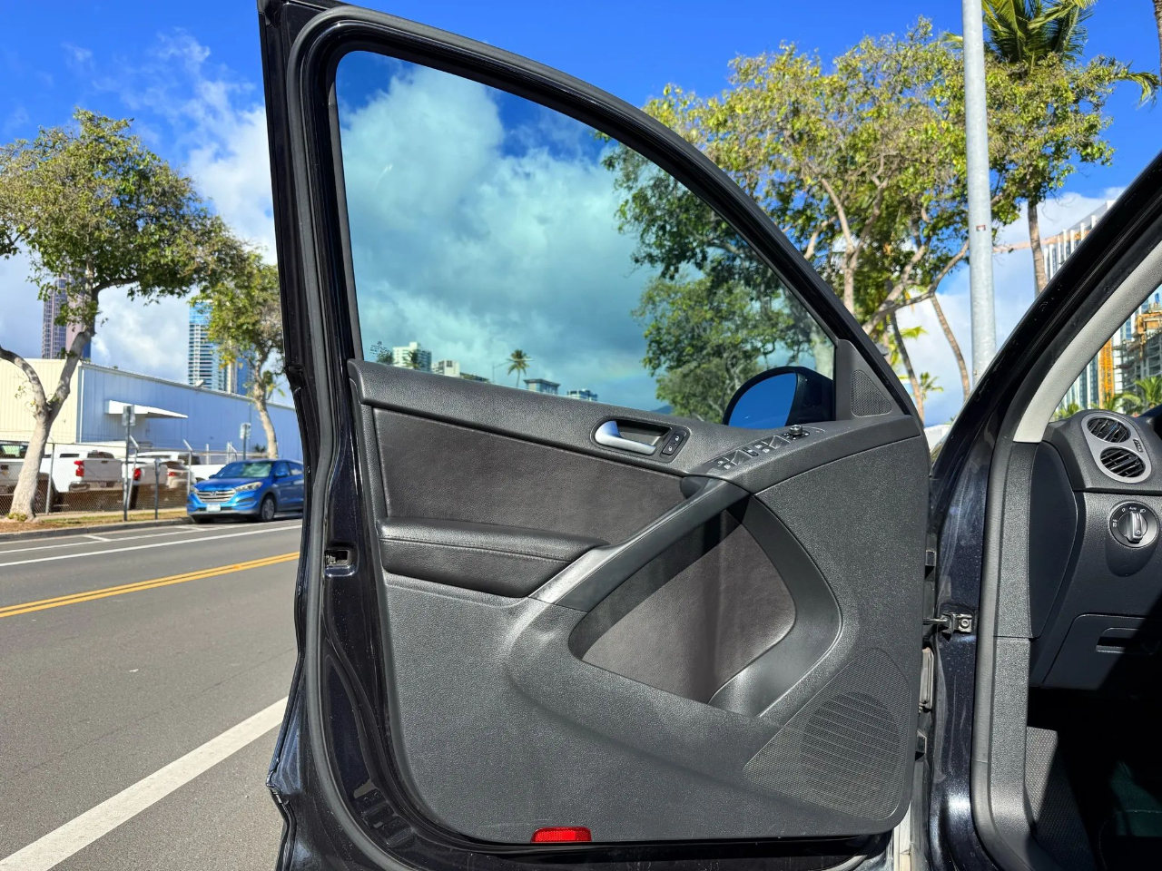 Volkswagen Tiguan 2.0T SE FWD 2016