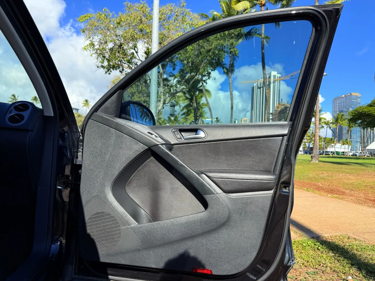 Volkswagen Tiguan 2.0T SE FWD 2016