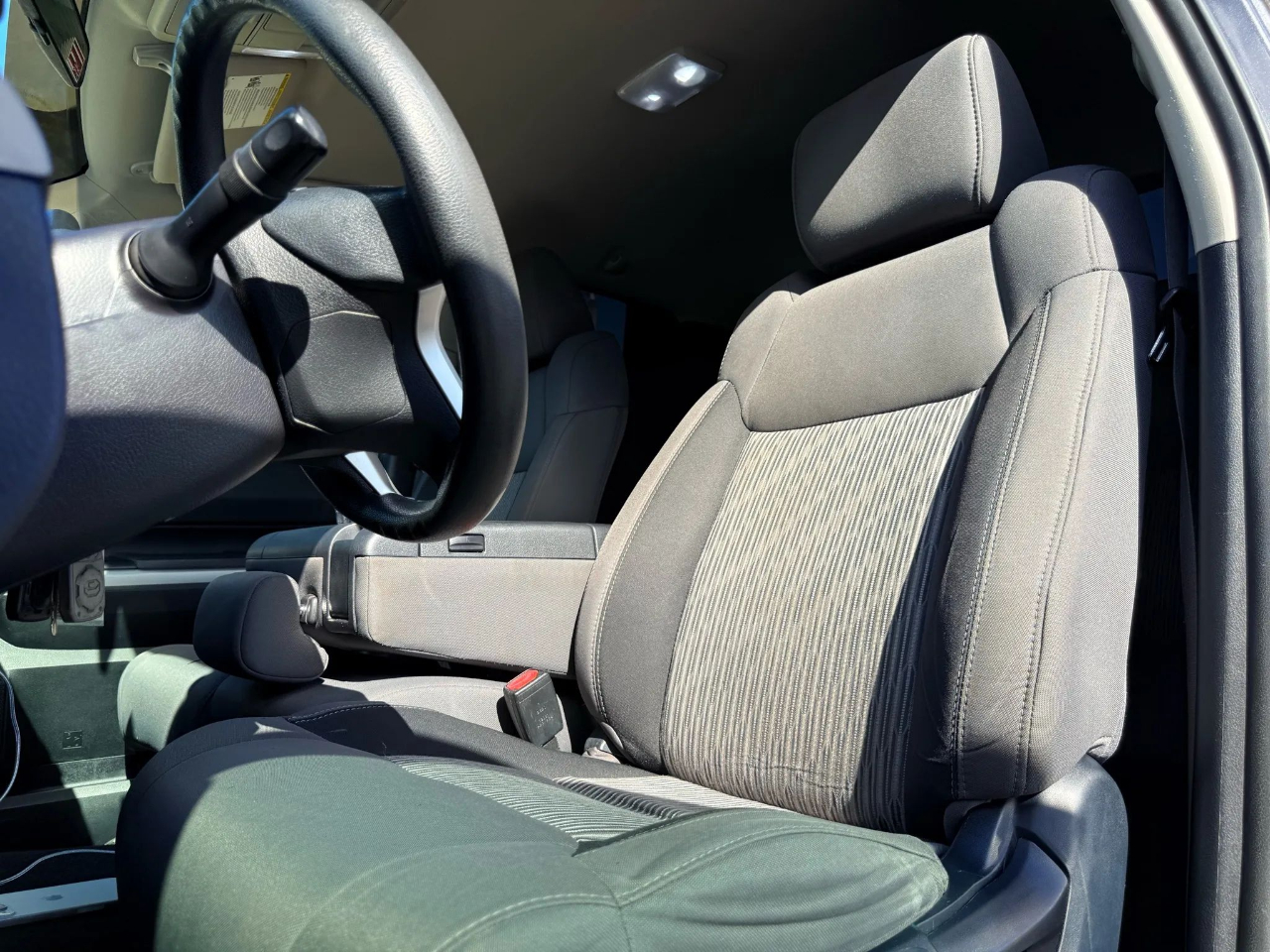 Toyota Tundra 4WD SR5 Double Cab 6.5' Bed 5.7L (Natl) 2017