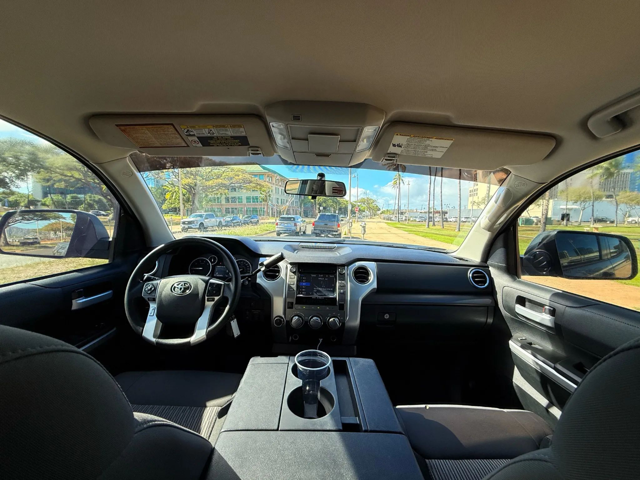 Toyota Tundra 4WD SR5 Double Cab 6.5' Bed 5.7L (Natl) 2017