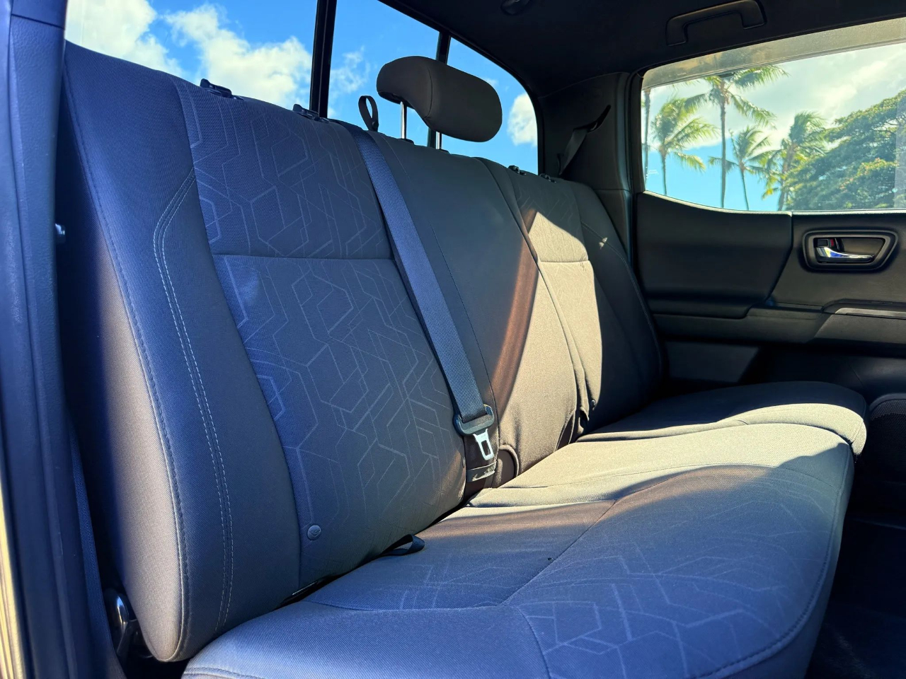 Toyota Tacoma 2WD Double Cab V6 AT SR5 (Natl) 2016