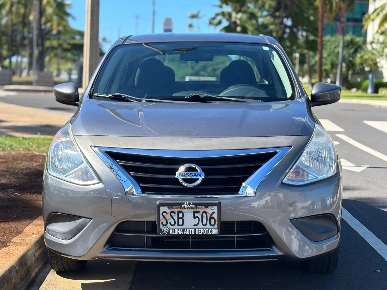 Nissan Versa 4dr Sdn CVT 1.6 S Plus 2016