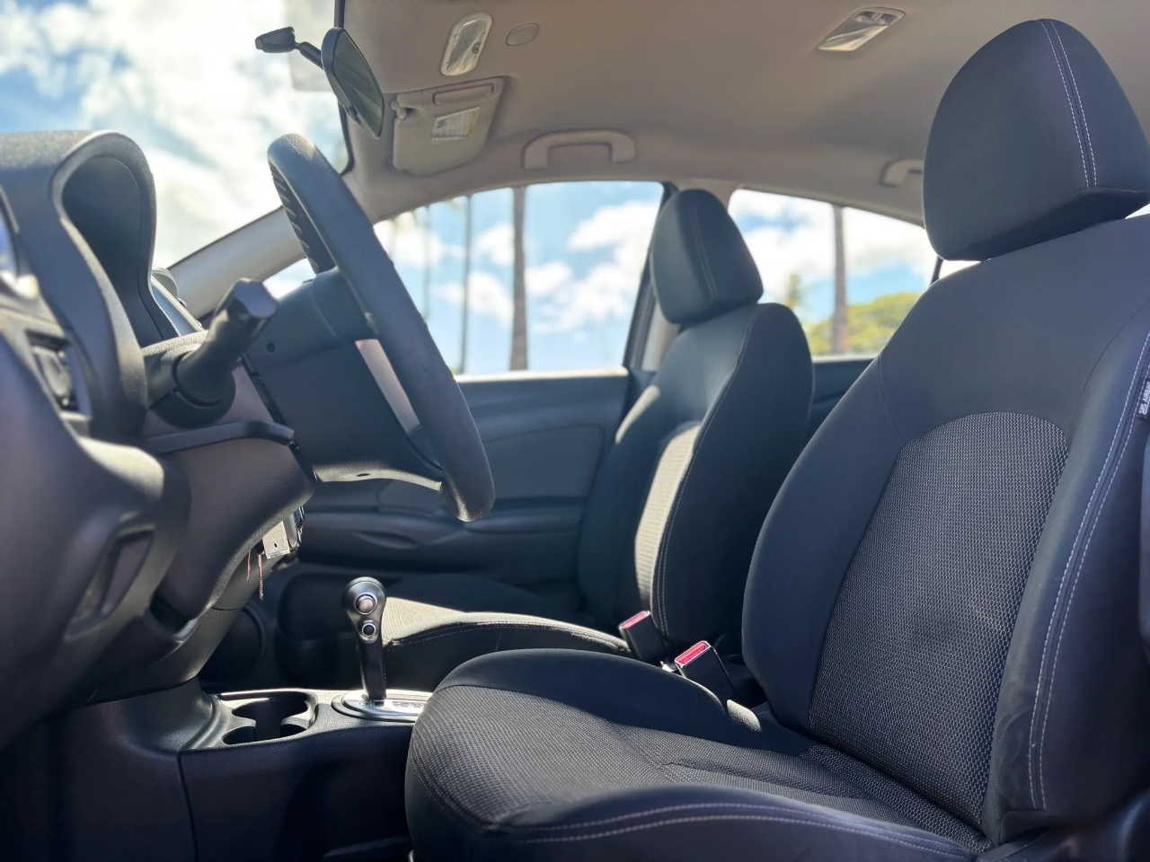 Nissan Versa 4dr Sdn CVT 1.6 S Plus 2016