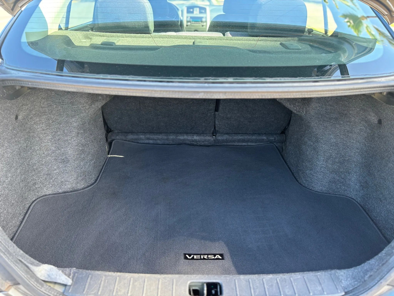 Nissan Versa 4dr Sdn CVT 1.6 S Plus 2016