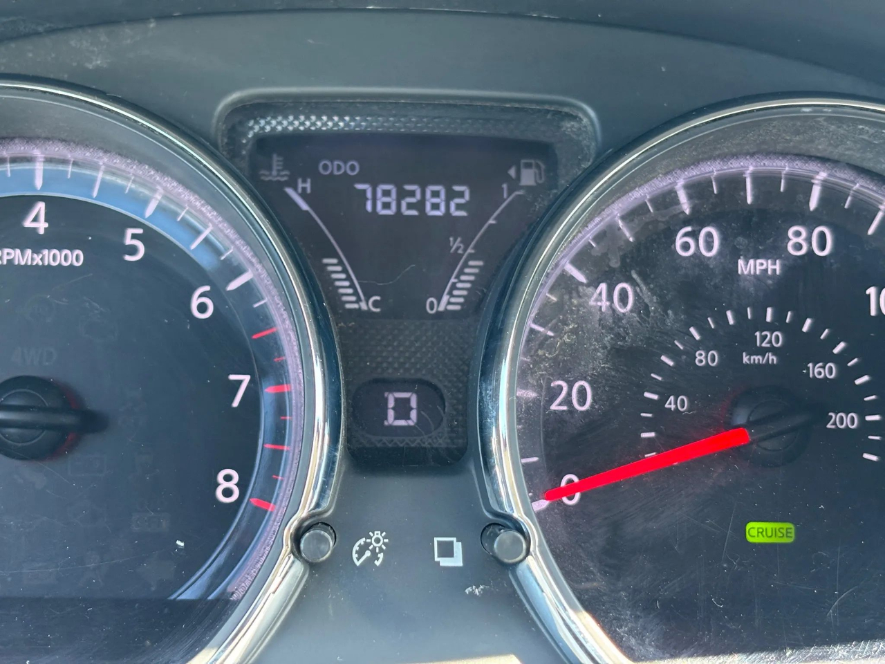 Nissan Versa 4dr Sdn CVT 1.6 S Plus 2016