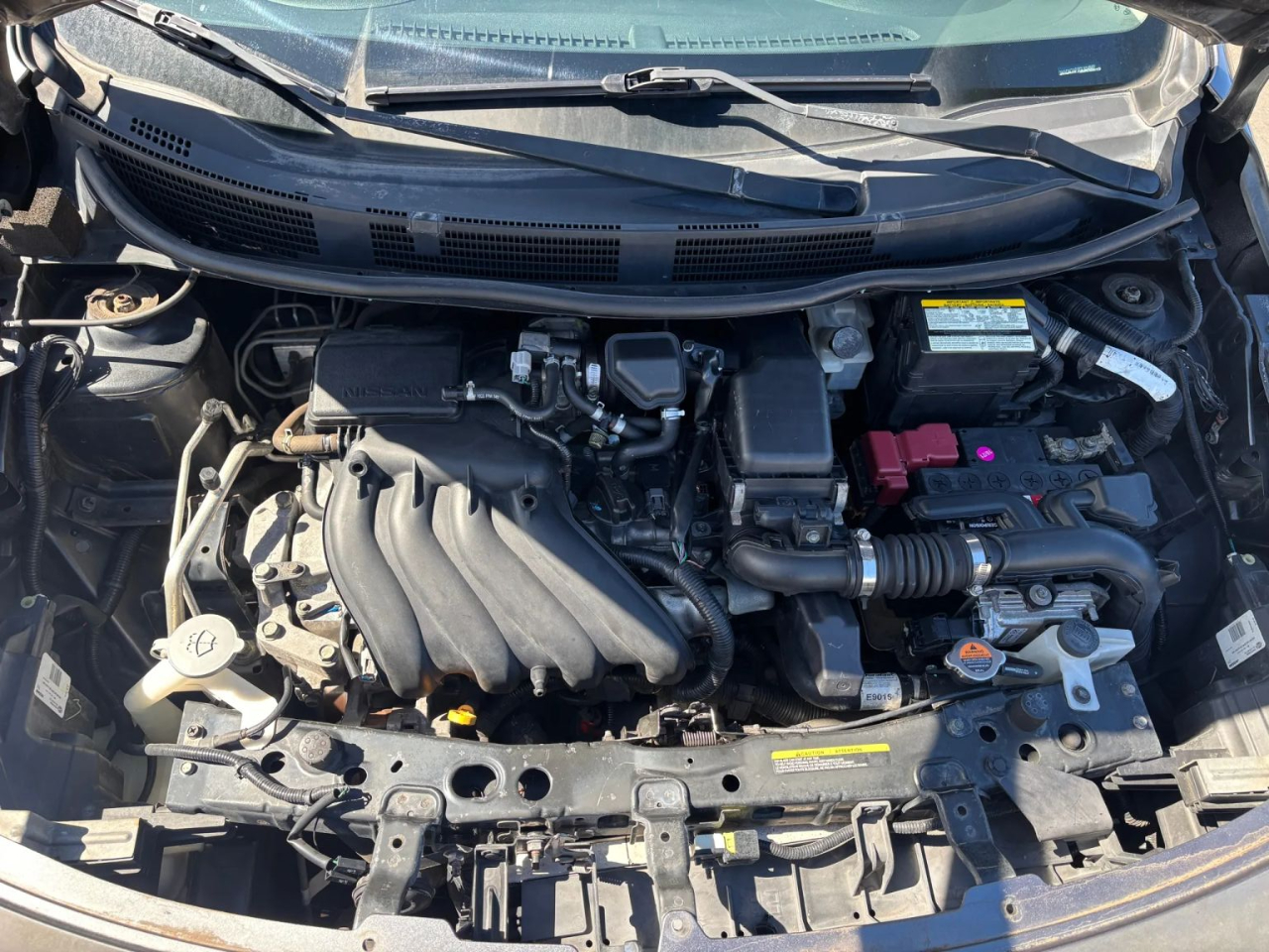 Nissan Versa 4dr Sdn CVT 1.6 S Plus 2016