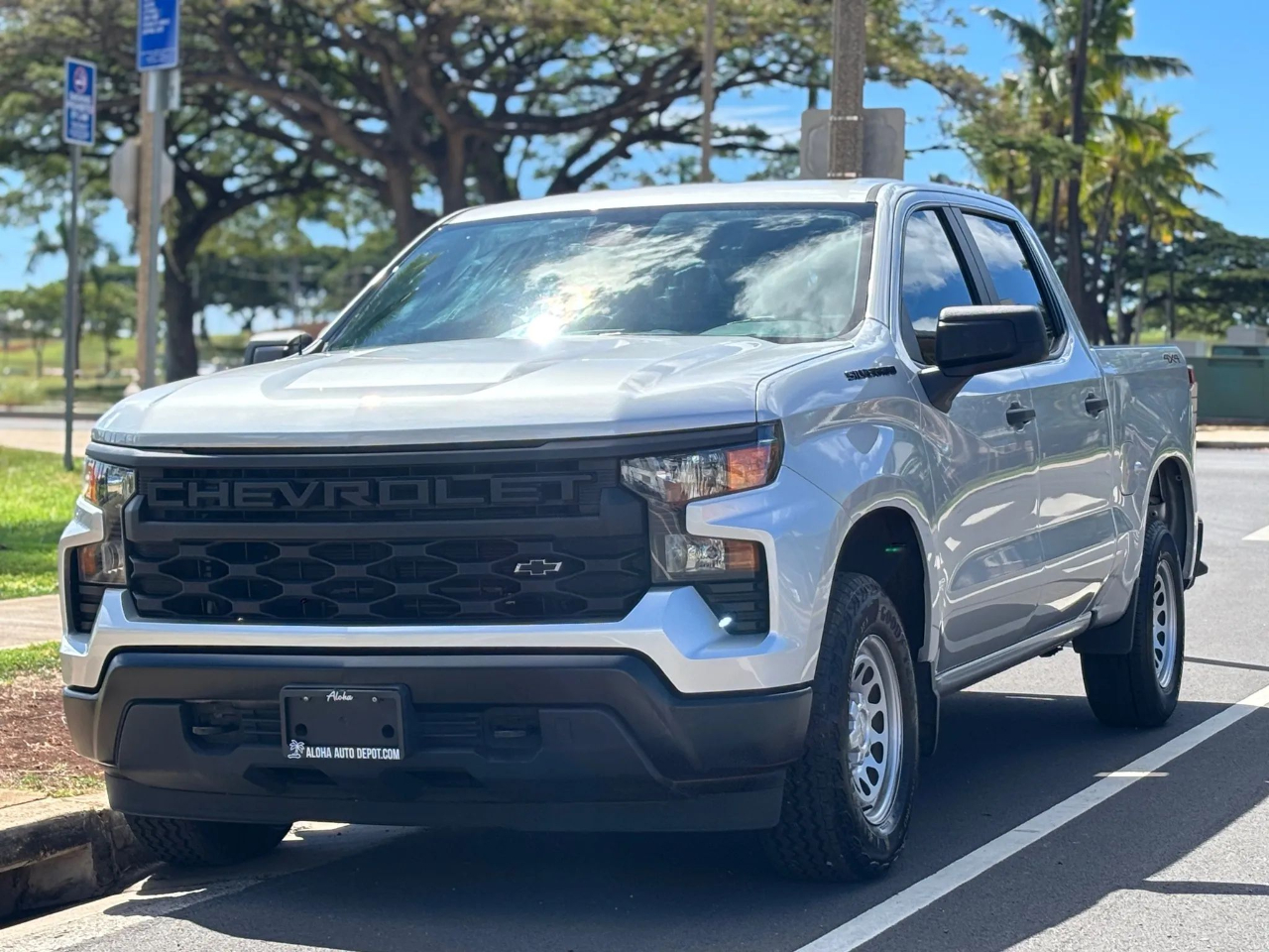 2022 Chevrolet Silverado 1500 4WD Crew Cab 147" Work Truck