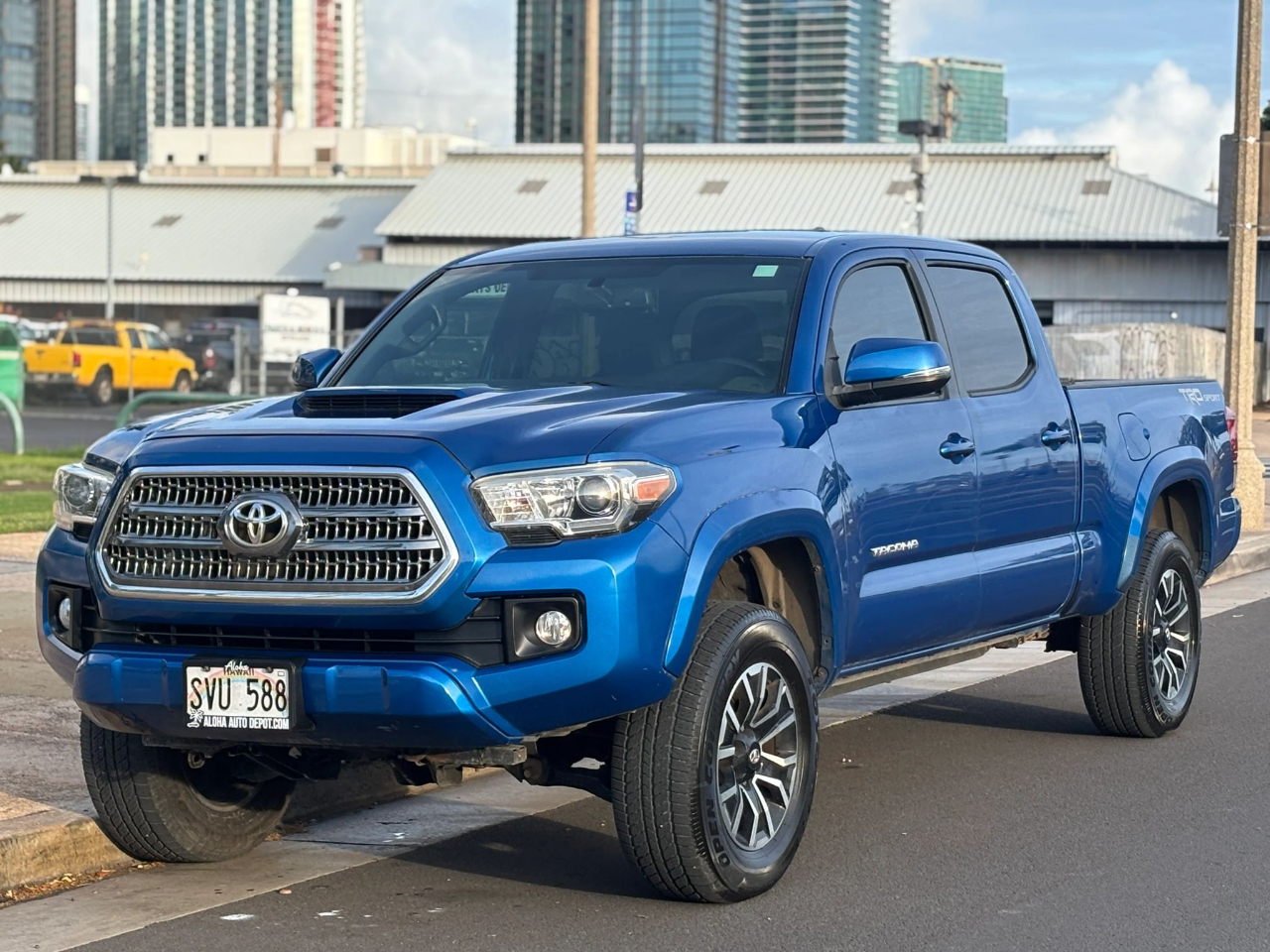 2016 Toyota Tacoma 2WD Double Cab LB V6 AT TRD Sport (Natl)