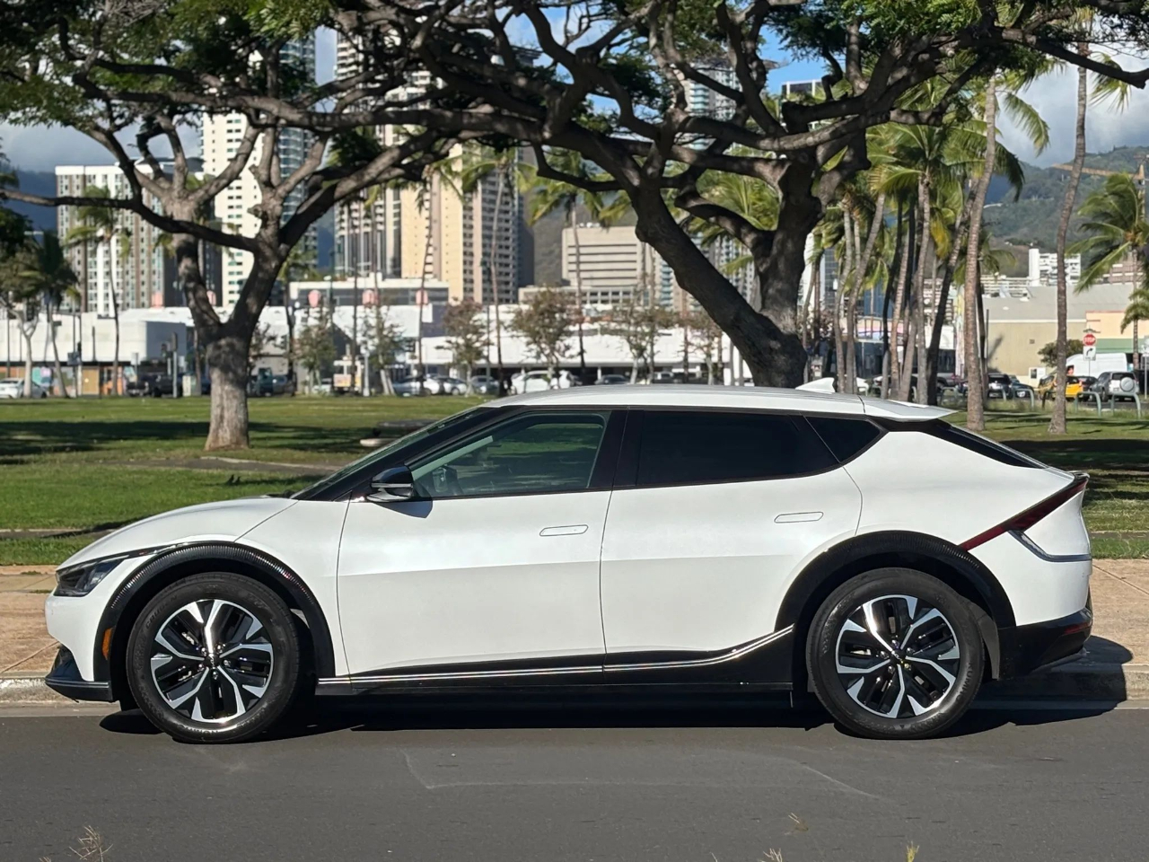 2023 Kia EV6 Light Wind photo 2