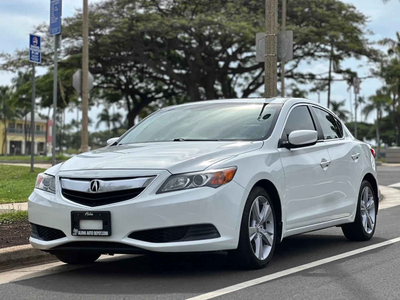 2014 Acura ILX 4dr Sdn 2.0L