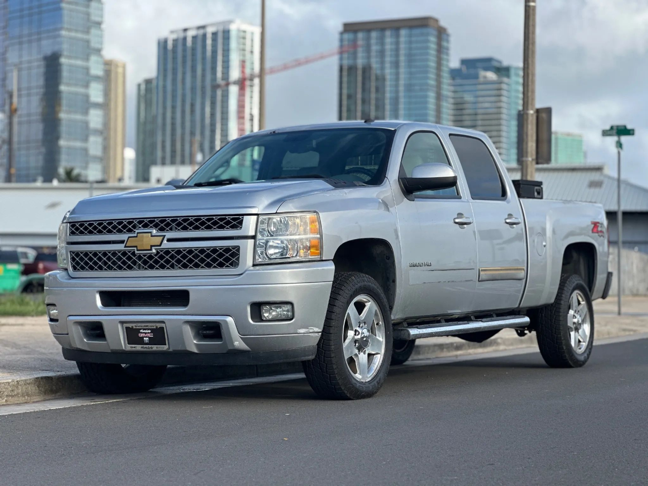 2013 Chevrolet Silverado 2500HD 4WD Crew Cab 153.7" LTZ