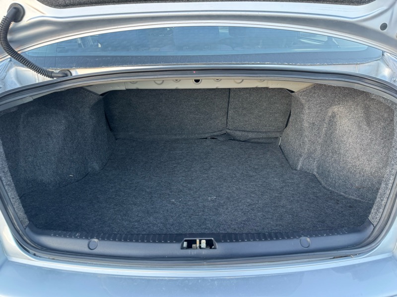 Mitsubishi Lancer ES 2013