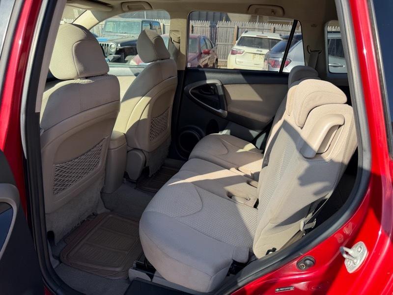 Toyota RAV4 Limited I4 4WD 2006