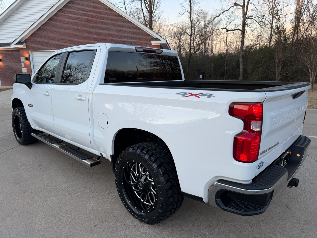 Chevrolet Silverado 1500 LT Crew Cab 4WD 2019