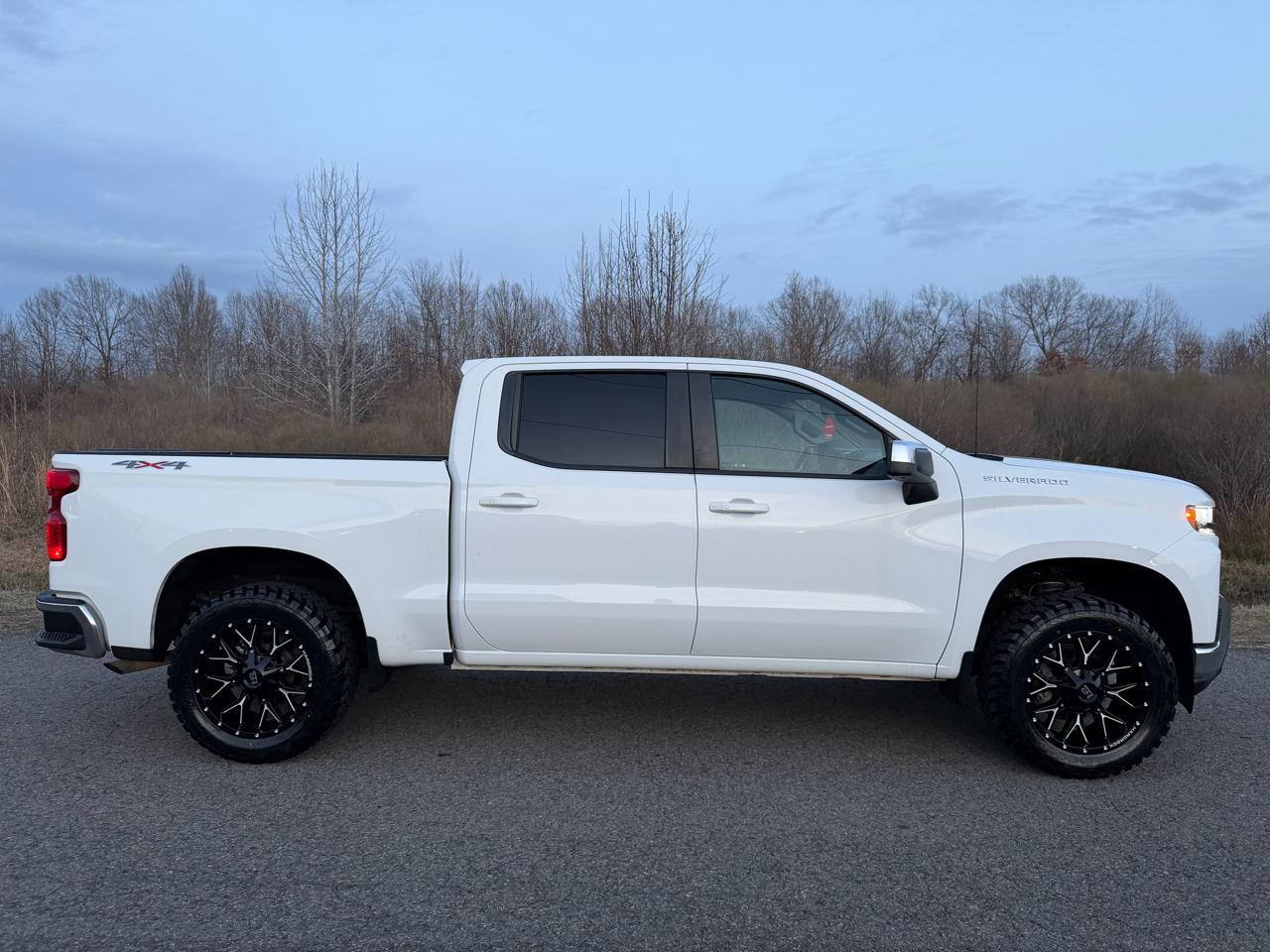 Chevrolet Silverado 1500 LT Crew Cab 4WD 2019