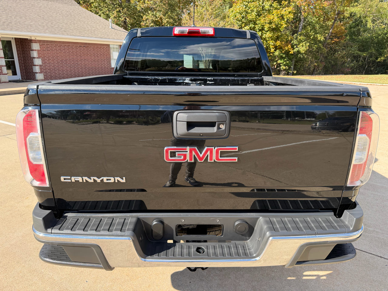 GMC Canyon Work Truck Crew Cab 2WD Short Box 2018 GMC Canyon Work Truck Crew Cab 2WD Short Box 2018