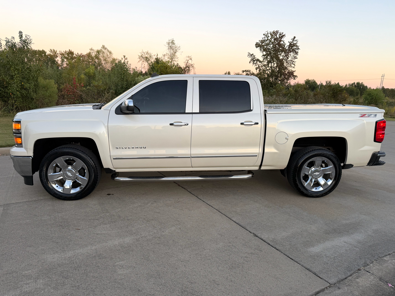 Chevrolet Silverado 1500 LTZ Z71 Crew Cab 4WD 2014 Chevrolet Silverado 1500 LTZ Z71 Crew Cab 4WD 2014