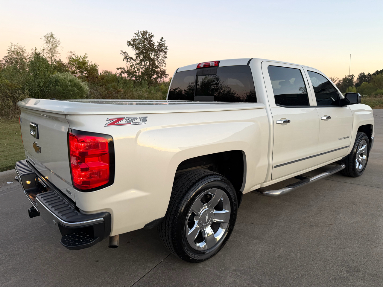 Chevrolet Silverado 1500 LTZ Z71 Crew Cab 4WD 2014 Chevrolet Silverado 1500 LTZ Z71 Crew Cab 4WD 2014